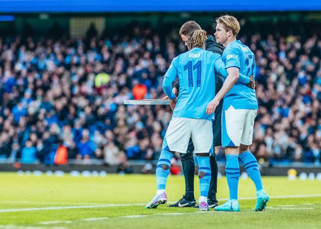 一家中餐馆在哈兰德光顾后推出同名套餐，包含烧鸭、叉烧及脆皮烧肉