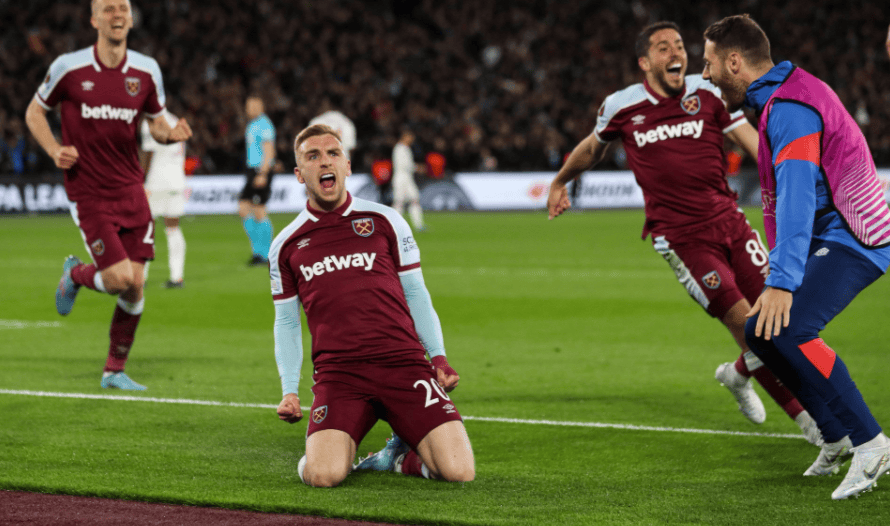 CBA：深圳男篮三分火力全开 主场击败上海