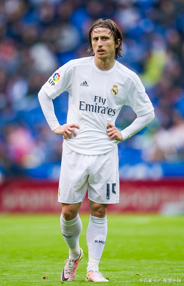 齐沃：我考虑的是队内球员而不是转会市场；满意迪乌夫的表现