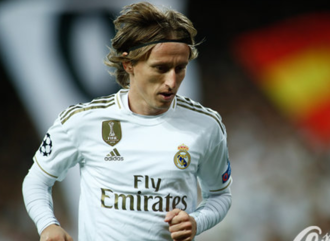 球星连续三次强打成功