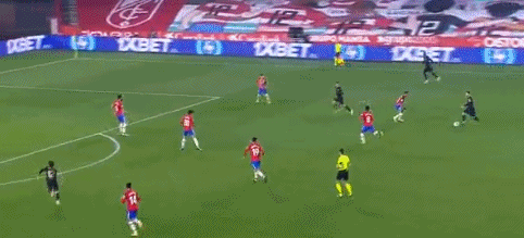 法比奥不该金靴！水分大，中超规则有瑕疵，4项数据，瓦卡才是金靴